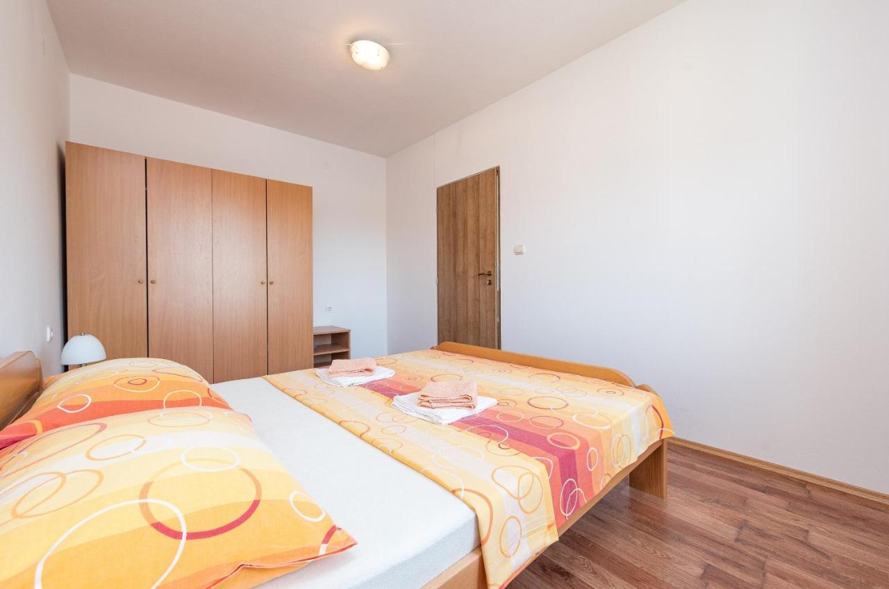 Apartmani Mila Ґорні Карин Екстер'єр фото