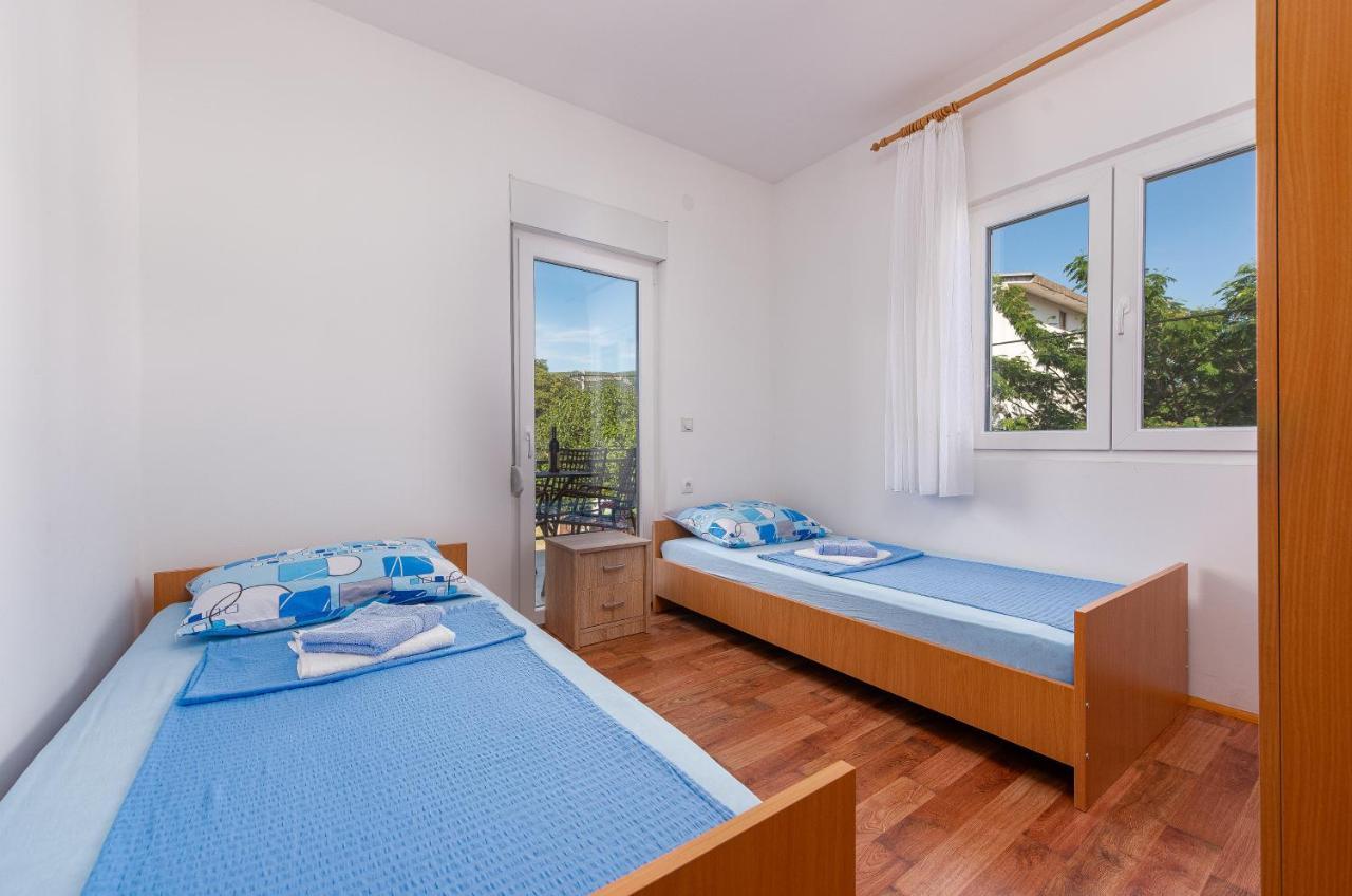 Apartmani Mila Ґорні Карин Екстер'єр фото